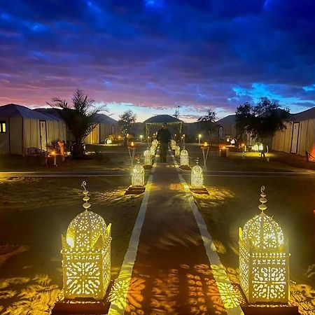 Luxury Desert Camp מרזאוגה מראה חיצוני תמונה
