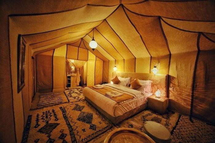Luxury Desert Camp מרזאוגה מראה חיצוני תמונה