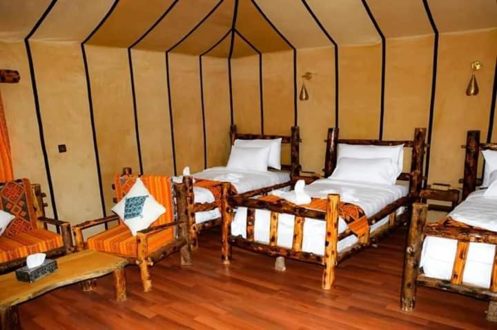 Luxury Desert Camp מרזאוגה מראה חיצוני תמונה